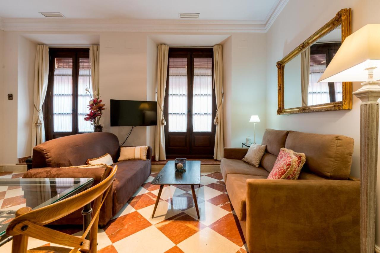 Quevedo Suite Séville Extérieur photo