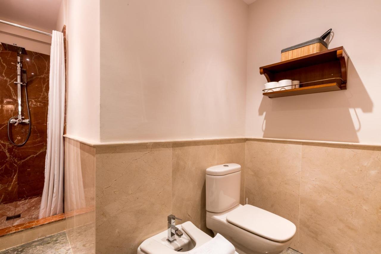 Quevedo Suite Séville Extérieur photo