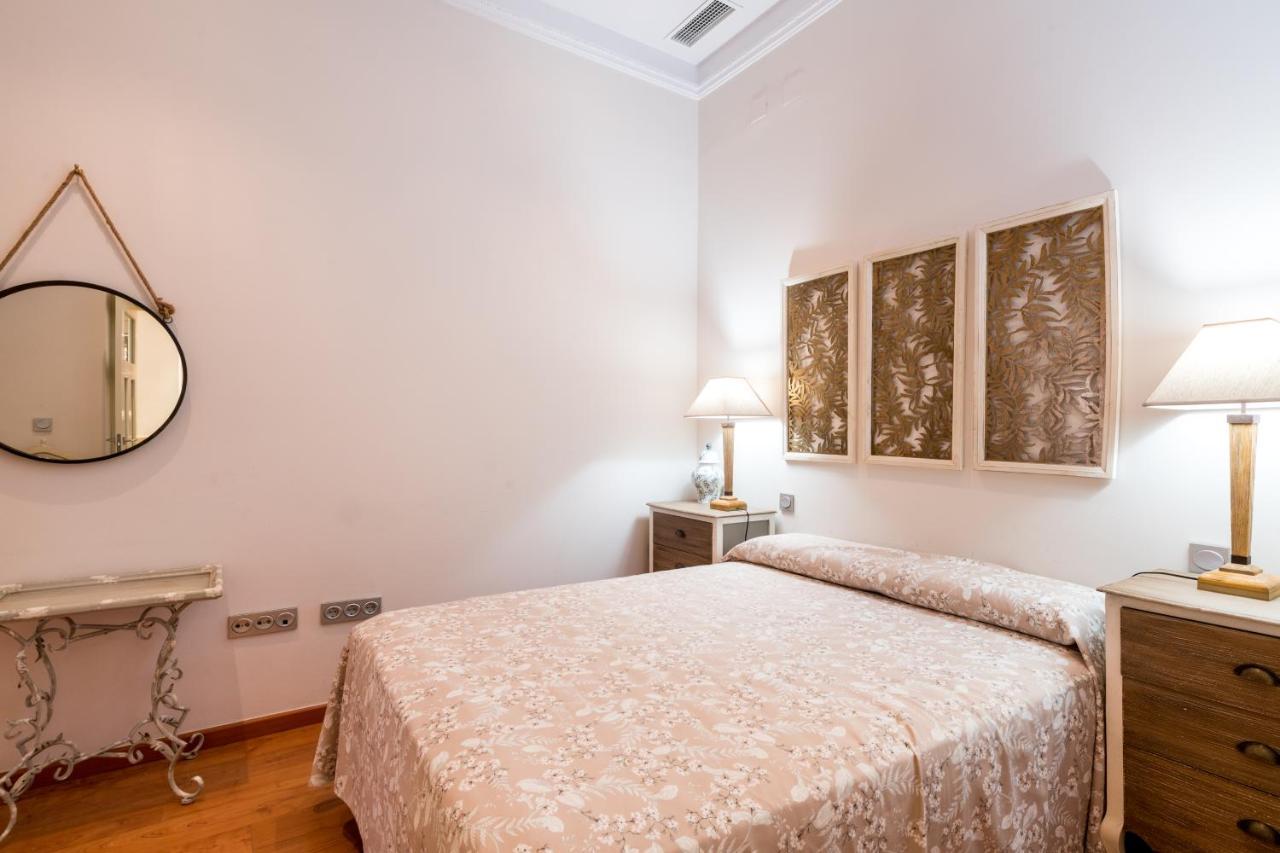Quevedo Suite Séville Extérieur photo